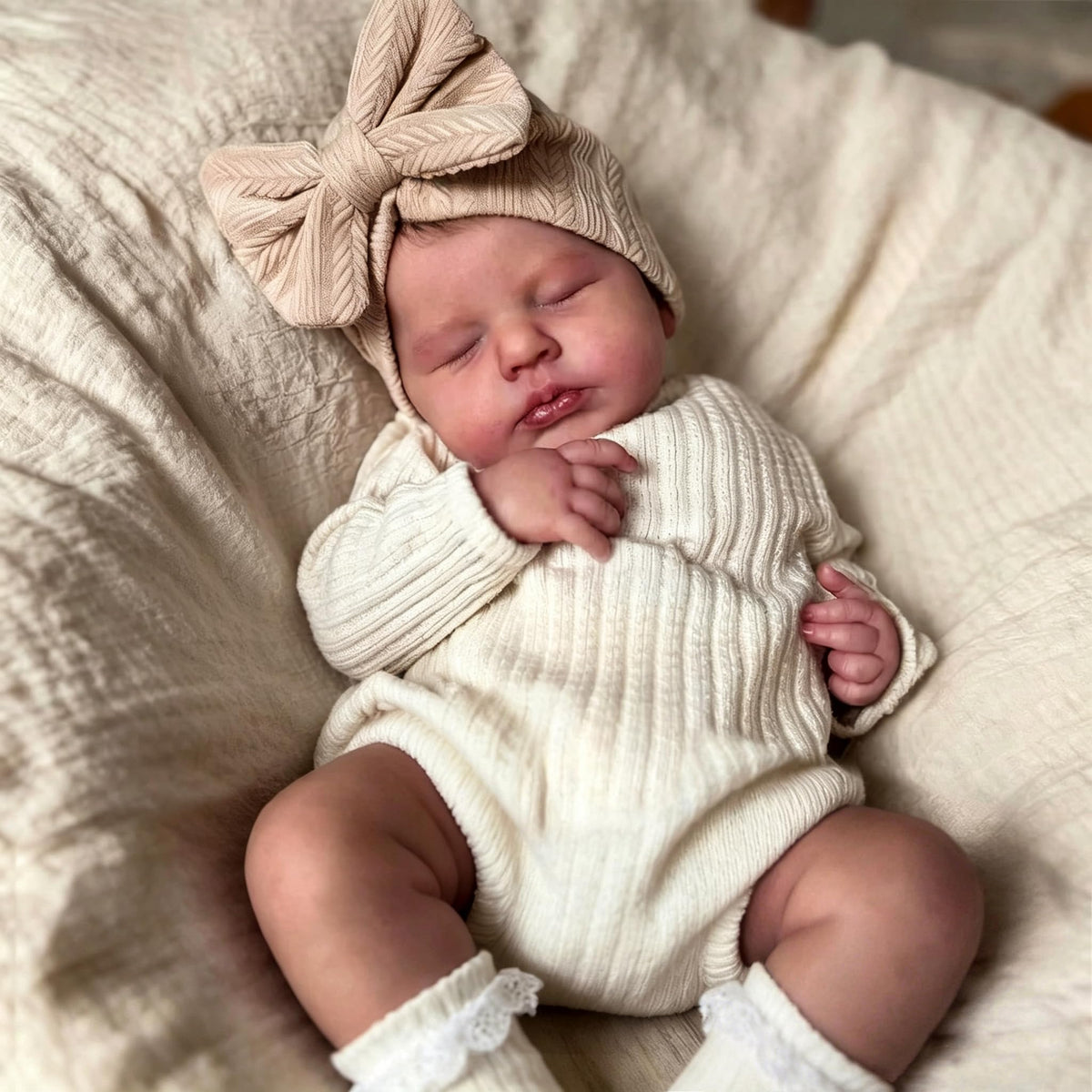 20 in Lifelike Reborn Baby Dolls with Accessories B884