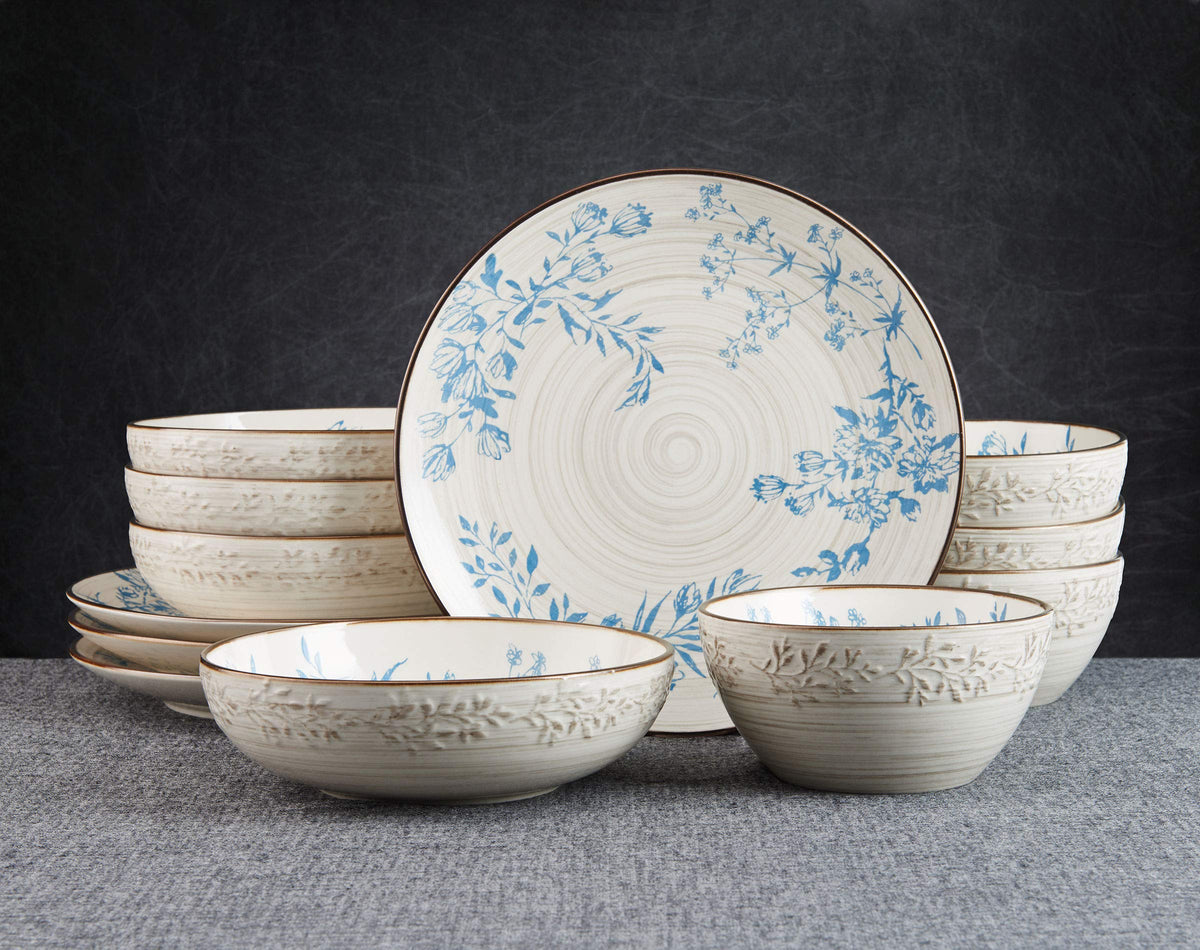 12 Piece Multicolor Dinnerware Set J2302